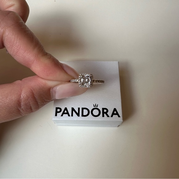 Pandora Gold Square Halo Ring - Picture 1 of 5